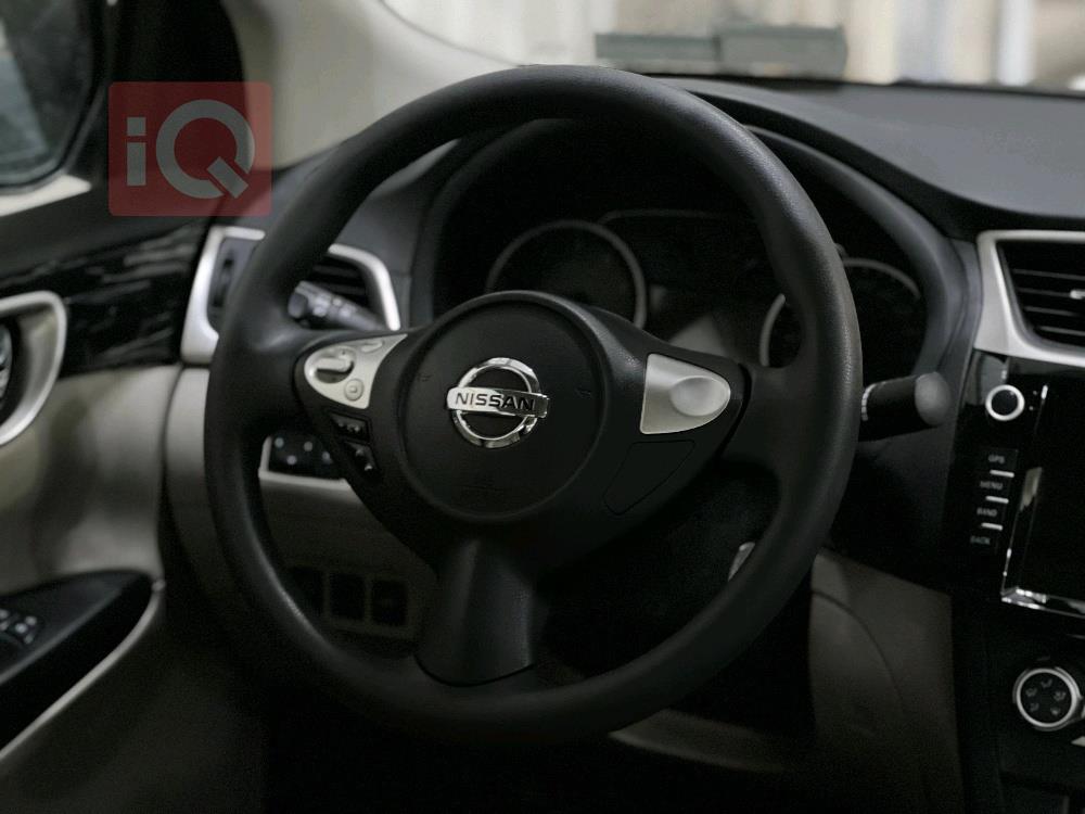 نيسان سنترا